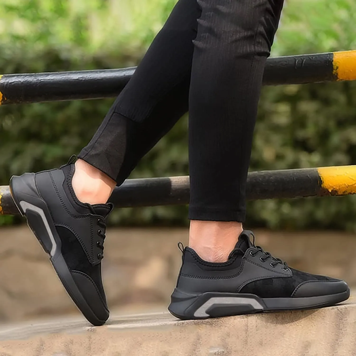 Casual Walking Shoes Men Low Top PU Casual Walking Shoes Youth Sports Running Breathable Travel