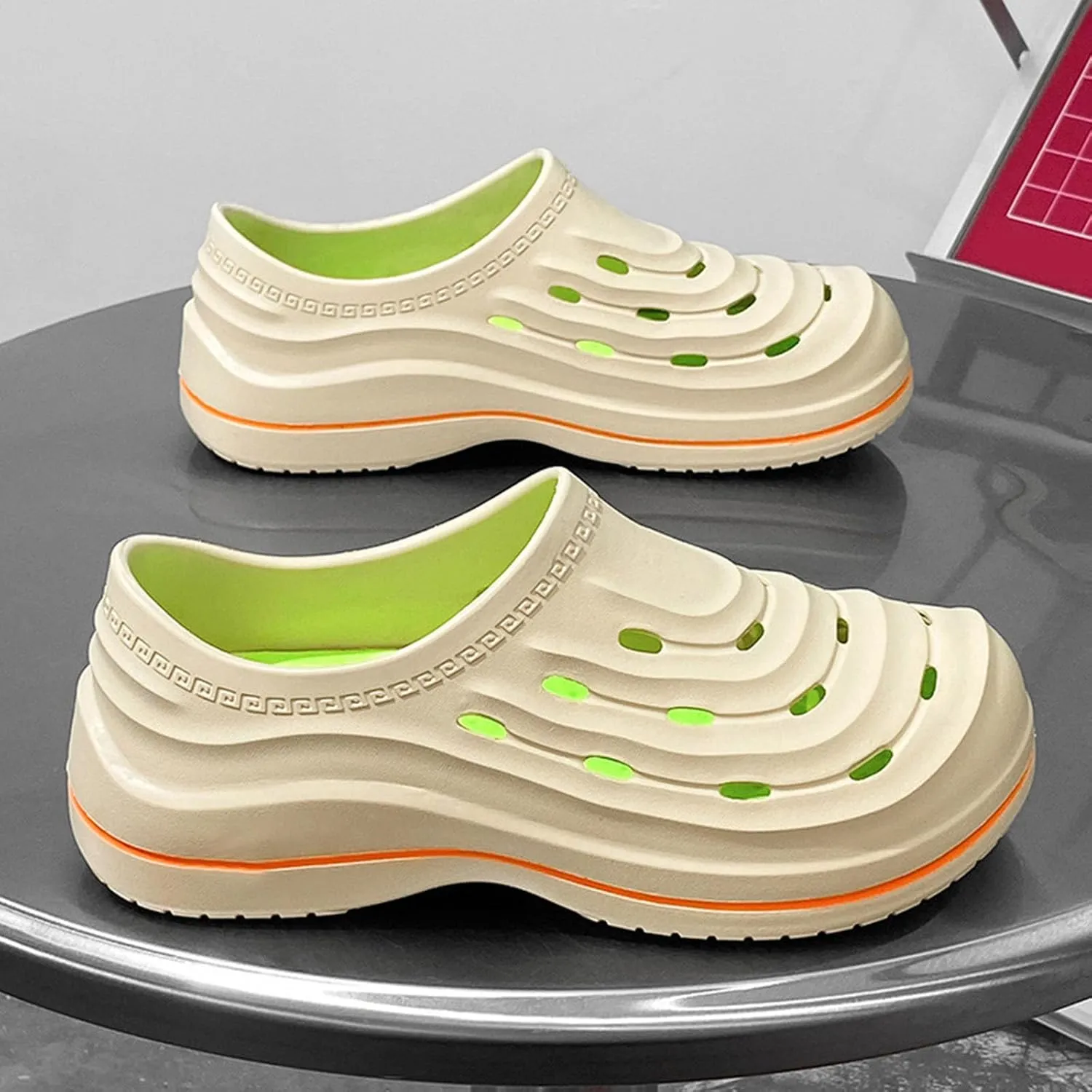 Chef Shoes Non Slip Clogs Work Shoes Breathable Soft Sole Not Tiring Wear Beach Driving Mens Bathroom Slippers