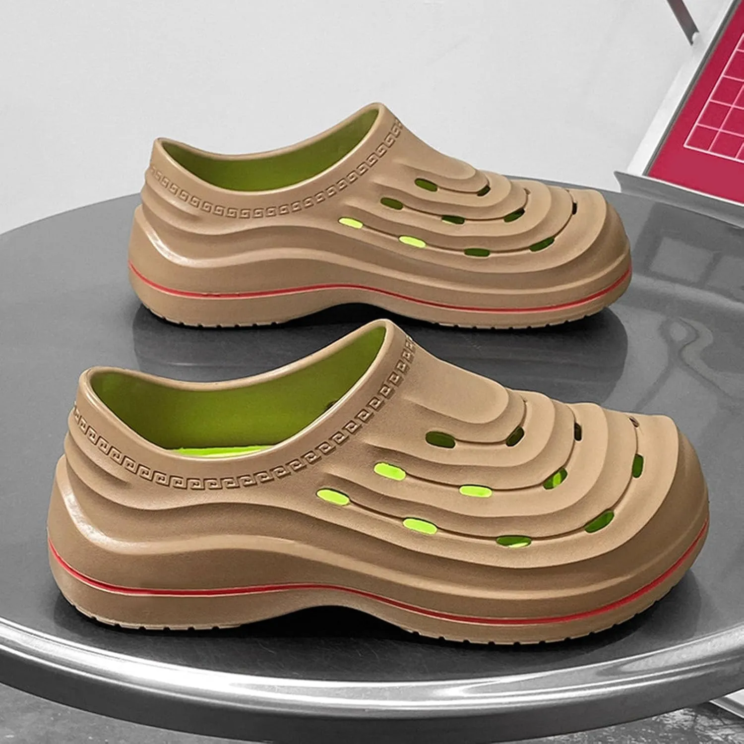 Chef Shoes Non Slip Clogs Work Shoes Breathable Soft Sole Not Tiring Wear Beach Driving Mens Bathroom Slippers