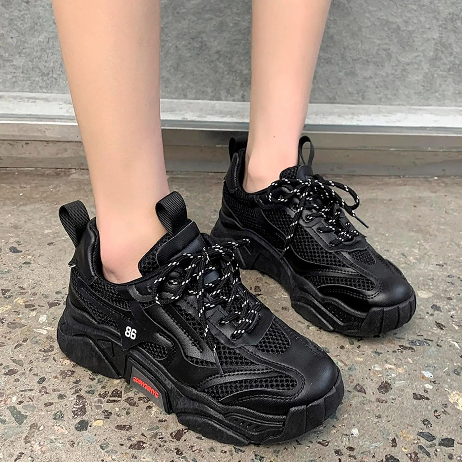 Flying Weaving Sneakers Women Fall and Winter Fashion Round Head Lace Up Casual Shoes Thick Bottom Men Water Shoe