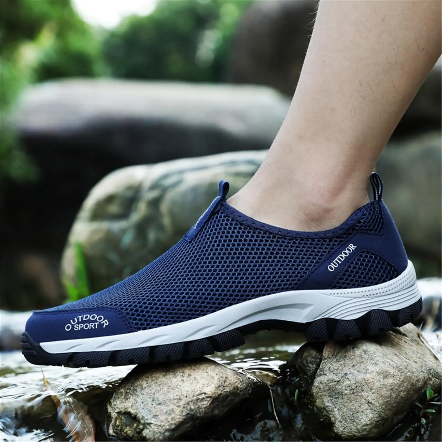 Men's Fashion Sneakers Fashion Spring and Summer Men Sports Shoes Flat Bottom Non Slip Outdoor Hiking Shoes Mesh