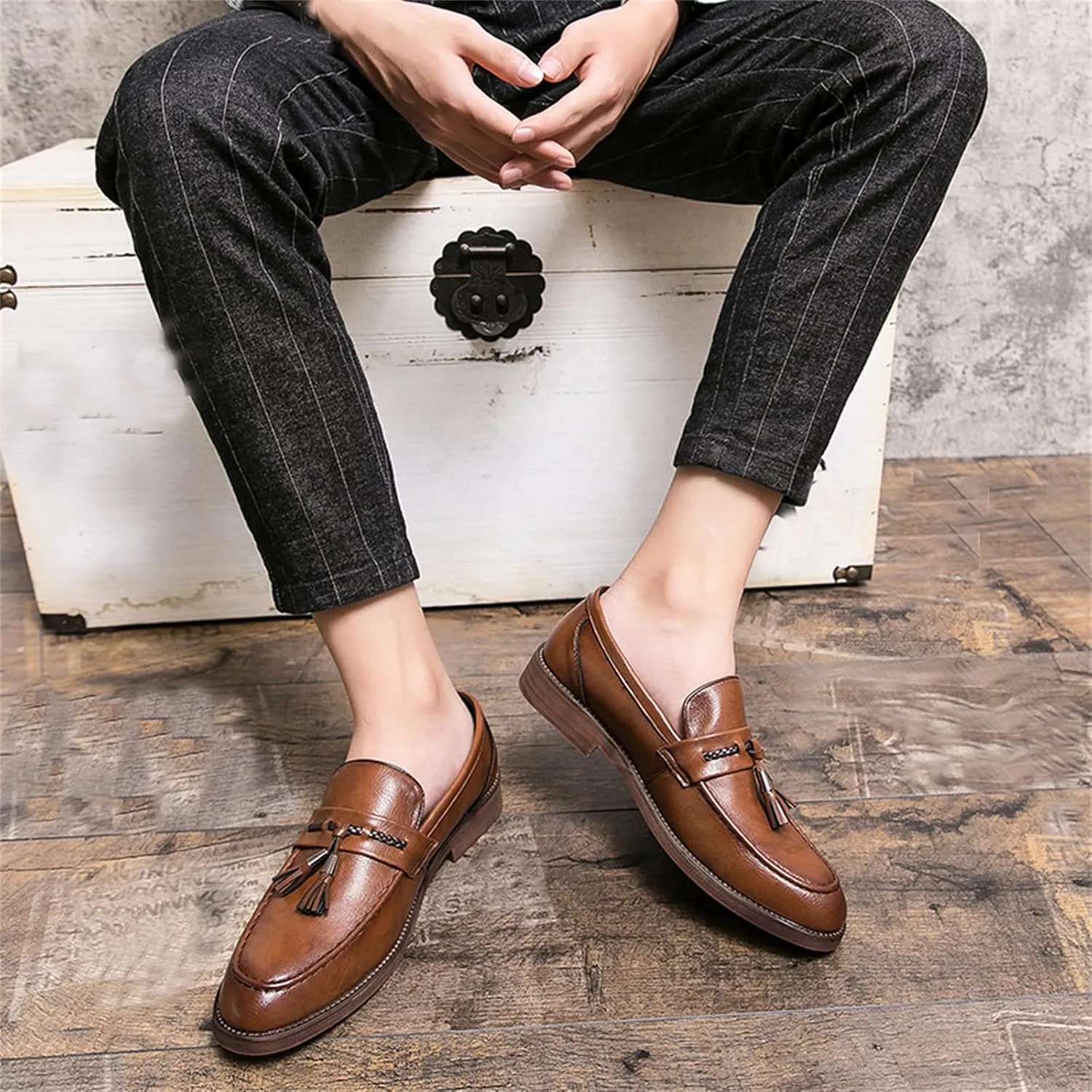 Mens Leather Tassels Slip-On Dress Loafers Luxury Cow Tendon Sole Non-Slip Low Top Loafers Shoes for Business Casual Dress Prom Party