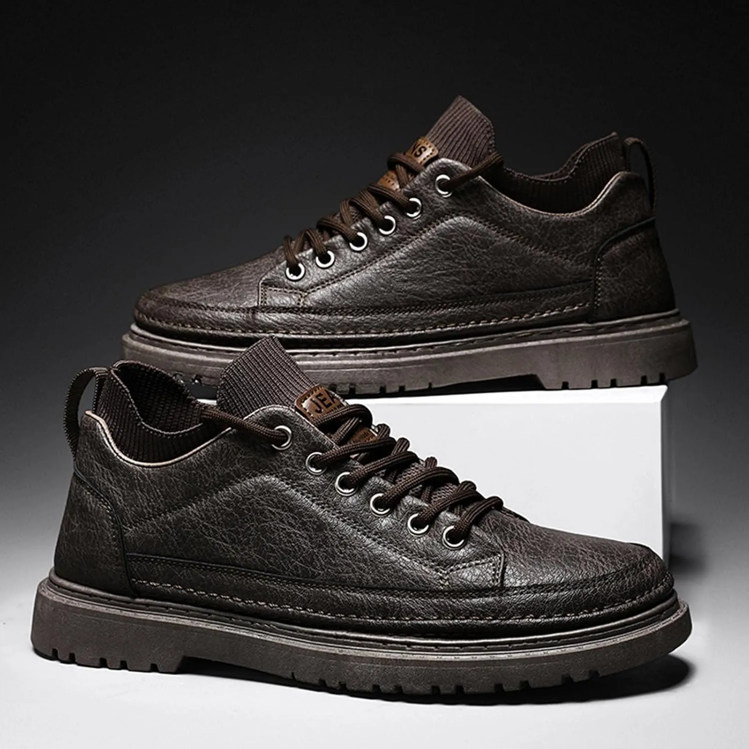Men's Lightweight Cushion Sneakers Breathable and Light Outdoor Comfy Walking Shoe Sport Jogging Walking Shoes