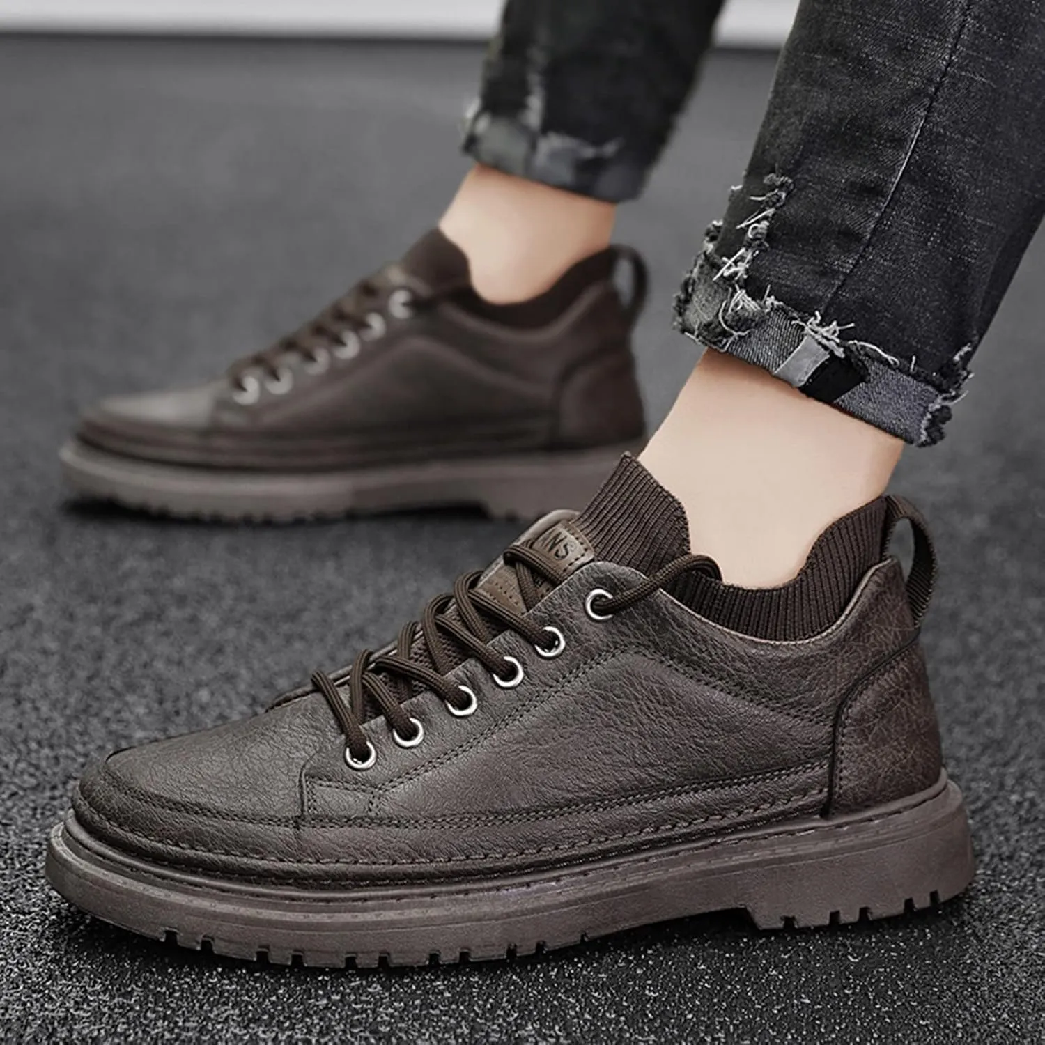 Men's Lightweight Cushion Sneakers Breathable and Light Outdoor Comfy Walking Shoe Sport Jogging Walking Shoes