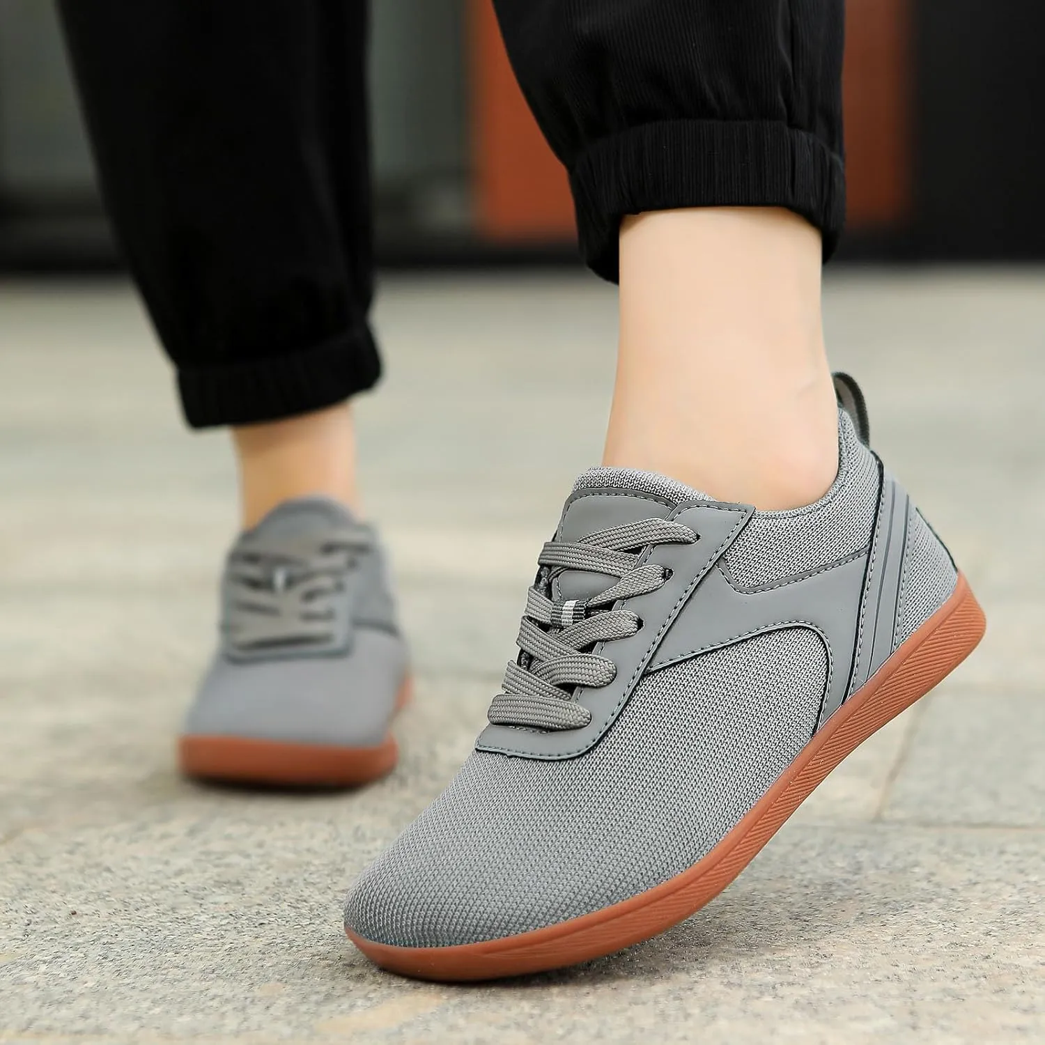 Men's Sneakers Couple Mesh Sports Casual Shoes Breathable Flat Bottom Lightweight Plus Size Comfortable Walking Shoes