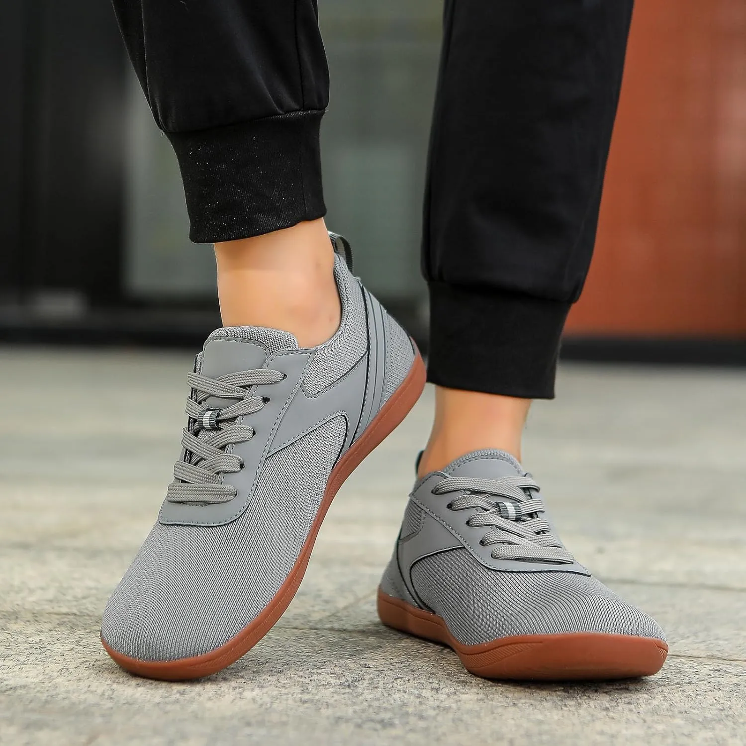 Men's Sneakers Couple Mesh Sports Casual Shoes Breathable Flat Bottom Lightweight Plus Size Comfortable Walking Shoes