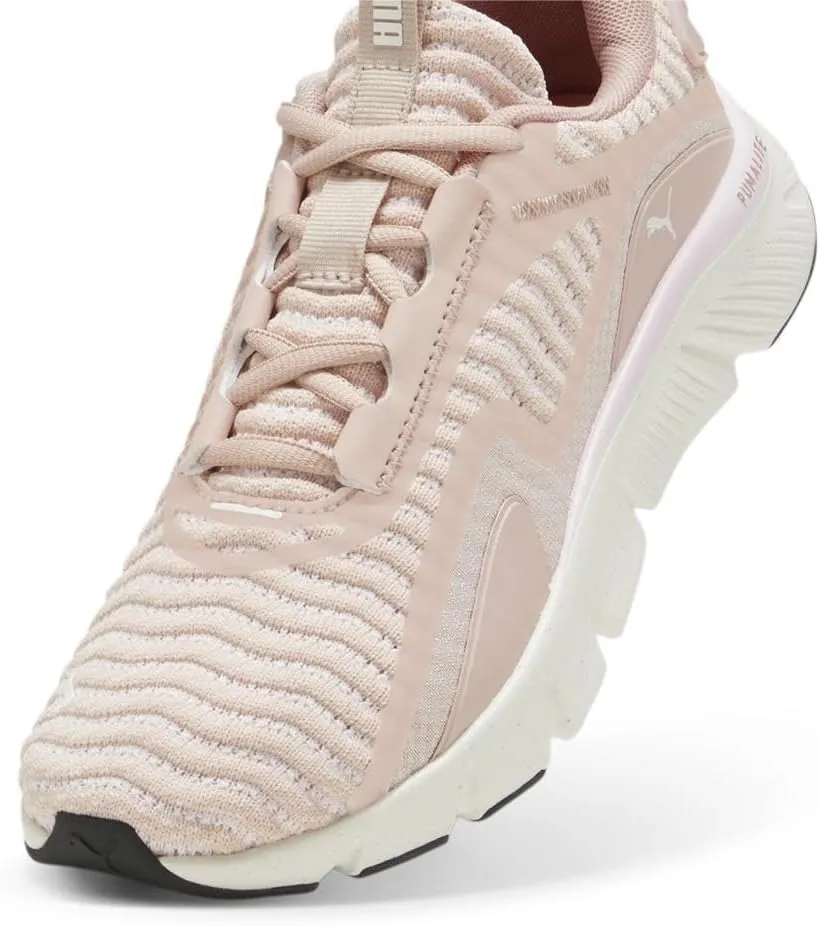 PUMA Women's Flexfocus Lite Better Knit Cross Training Shoes, Rose Quartz-Whisp of Pink, 7.5