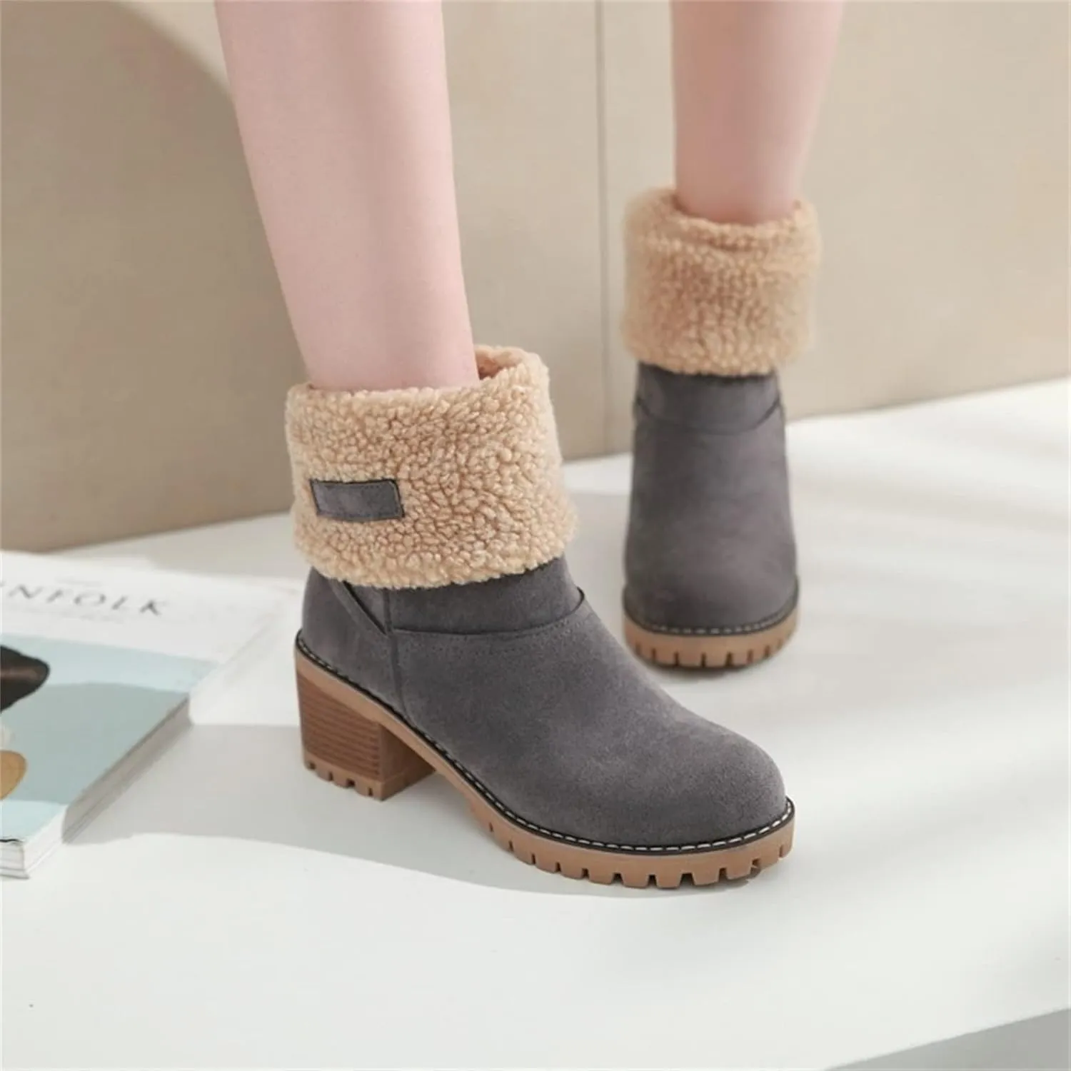 Winter Boots For Women Fashion Snow Boots 2024 Lightweight Cold Weather Fur Lined Warm Mid Calf Boots Ankle Booties