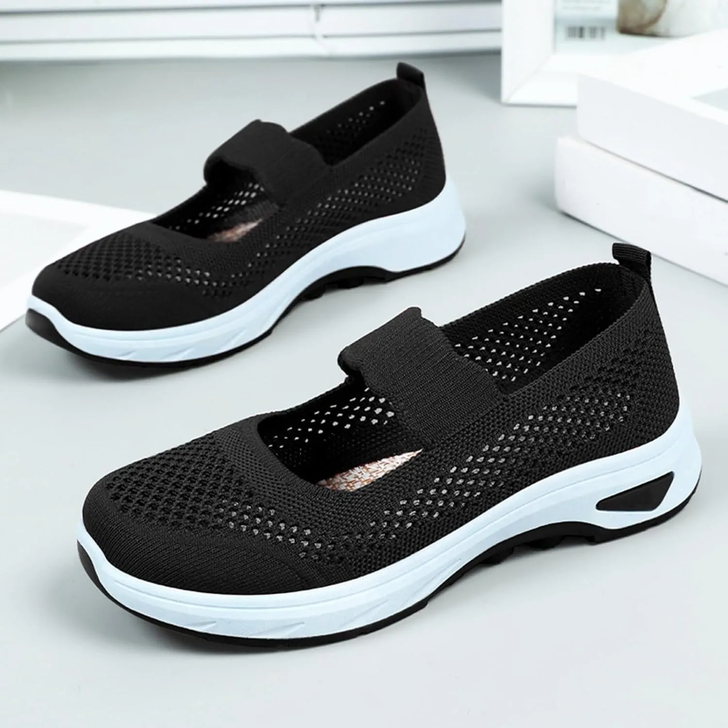 Women Walking Shoes Comfortable Slip On Sneakers Knit Lightweight Breathable Walking Shoes for Work Travel